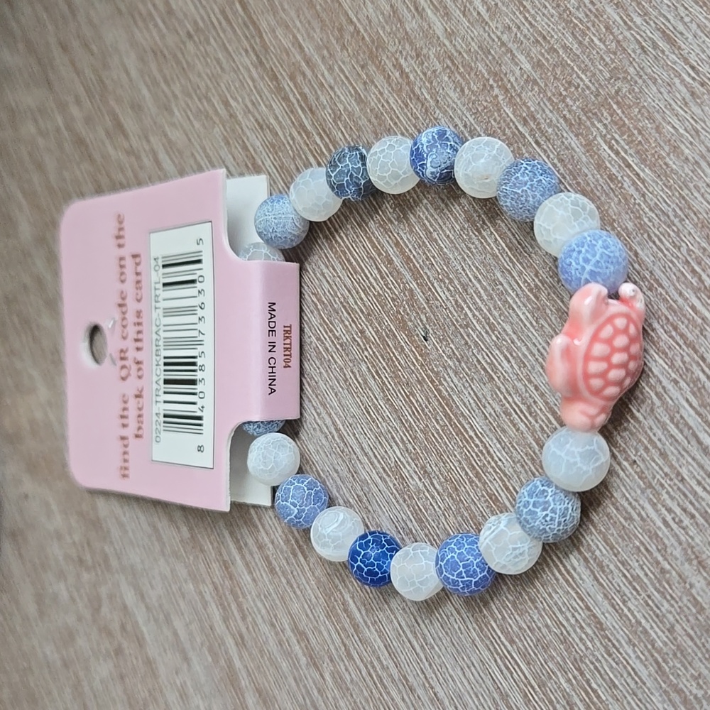 NWT Simply Southern Blue and White Beaded Tracker Bracelet with Pink Turtle - Picture 3 of 4